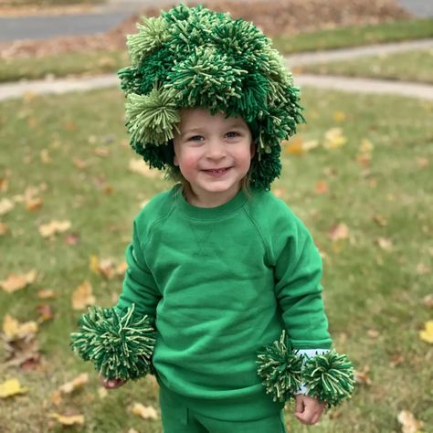 Broccoli Costume, Vegetable Costumes, Fancy Dress Costumes Kids, Sew Halloween Costume, Diy Kostüm, Diy Halloween Costume, Halloween 2020, Diy Halloween Costumes, Baby Costumes