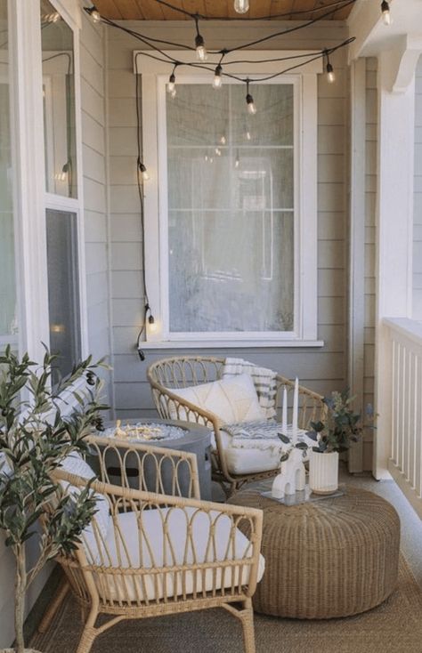 Small enclosed porch