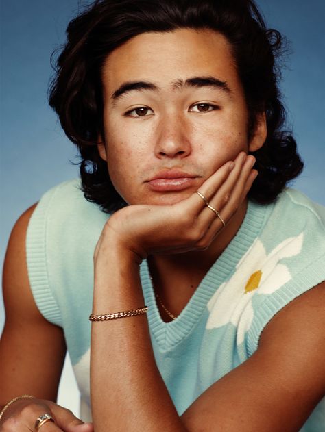 Nico Hiraga Loves Long Division, Hates Wearing A Shirt | SSENSE Nico Hiraga, Boy Skater, Surfer Guys, Long Division, Skater Boys, The Odd Ones Out, Golden Boy, Cropped Tops, Pretty Men