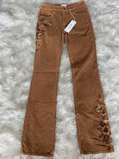 New Driftwood Tan Kelly “Falling Sunflower” skinny straight/bootcut corduroy pants with rich, intricate floral embroidery. Comfortable fit, soft, lightweight with a good amount of stretch. Very unique and hard to find. 98% cotton 2% spandex. Waist laying for is 29” Inseam is 33”!Leg openings are 16”!Rise is 9.5” Please check out my eBay store for more unique Driftwood denim as well as more womens one of a kind fashion at great prices! :) Brown Fall Pants, Styling Brown Corduroy Pants, Embroidery In Pants, Fairy Core Pants, Vintage Brown Jeans, 70s Bottoms, Cottage Core Pants, Tan Pants Women, Cute Brown Pants