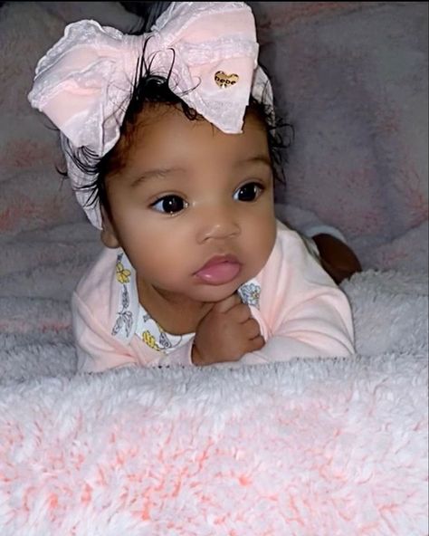 Newborn Black Babies, Mix Baby Girl, Mommy And Baby Pictures, Cute Mixed Babies, Cute Black Babies, Beautiful Black Babies, Mixed Babies