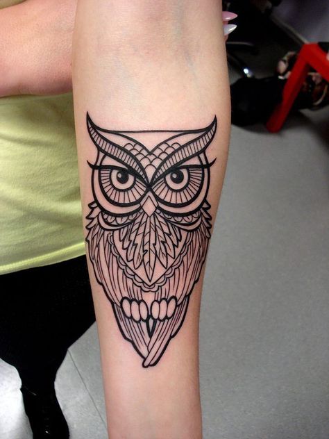 Spirit Animal Tattoo, Traditional Owl Tattoos, Owl Tattoo Sleeve, Geometric Owl Tattoo, Tattoo Design For Women, Owl Tattoo Drawings, Cute Owl Tattoo, Owl Tattoo Design, Thigh Tattoos Women