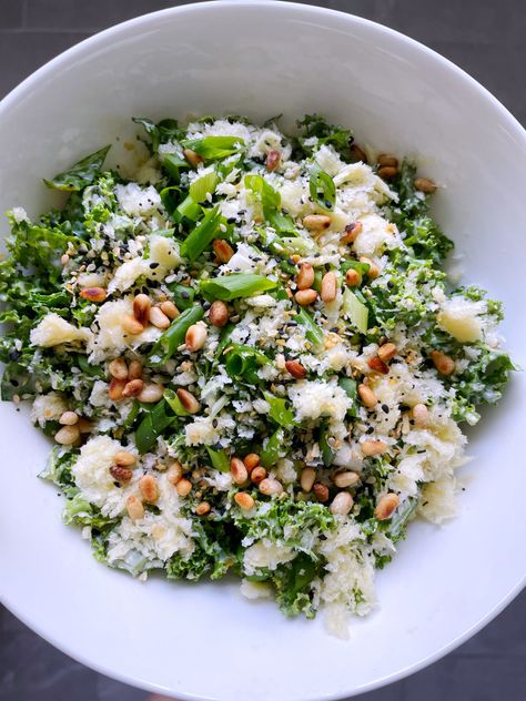 Kale Date Salad, Date Salad, Grilled Prawns, Salad Healthy, Toasted Pine Nuts, Tahini Dressing, Food Board, Kale Salad, Vegan Options