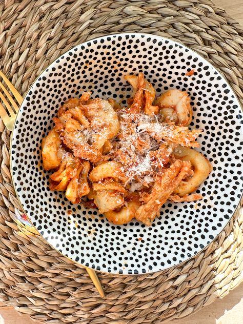 Crockpot Chicken Parmesan Tortellini Chicken Parmesan Tortellini, Parmesan Tortellini, The Sassy Barn, Crockpot Chicken Parmesan, Crock Pots, Chicken Entrees, Supper Ideas, Crockpot Cooking, Chicken Crockpot Recipes