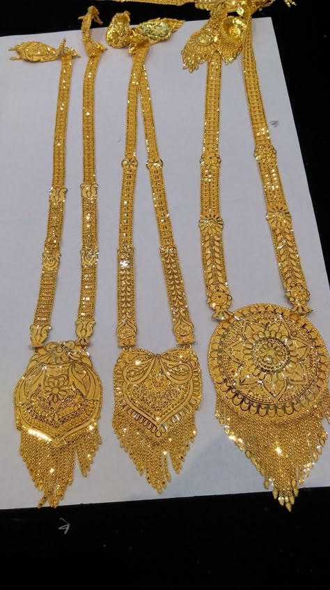 Plan haram Gold Set Design, Unique Gold Jewelry Designs, Rani Haar, Gold Bridal Necklace, Bridal Jewellery Design, Gold Mangalsutra Designs, Gold Necklace Indian Bridal Jewelry, Gold Bridal Jewellery Sets, Gold Jewelry Stores