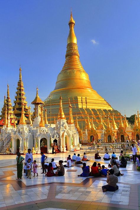 Buddha Architecture, Yangon City, Shwedagon Pagoda, Yangon Myanmar, Myanmar Travel, Buddha Temple, Nepal Travel, Yangon, Southeast Asia Travel