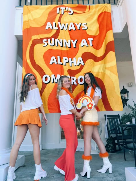 Golden Hour Recruitment, Sunshine Sorority Theme, Sorority Bid Day Banner, Creative Bid Day Themes, Aoii Bid Day, Sunshine Bid Day Theme, Golden Hour Bid Day Theme, Bid Day Themes Sorority Unique, Walking On Sunshine Bid Day