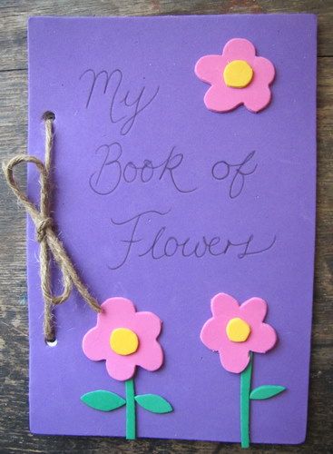 book with twine How To Make Books, Construction Paper Book, Diy Story Book, Diy Books For Kids, Book Making For Kids, Diy Book For Kids, Book Craft, Book Cover Design Template, Mini Books Diy