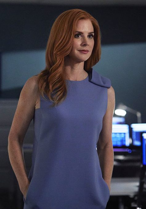 International Relations Student, Donna Harvey, Best Dress Ever, Suits (tv Series), Suits Tv Series, New Canaan Connecticut, Donna Paulsen, Sarah Rafferty, Watch Gilmore Girls