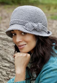 50 Shades of Grey Crochet Cappello Cloche, Cloche Hat Pattern, Pola Topi, Easy Crochet Hat Patterns, Crochet Hat With Brim, Elegant Hat, Bucket Hat Pattern, Easy Crochet Hat, Hat Patterns Free