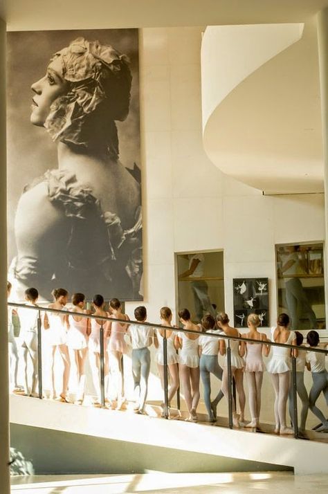 Paris Opera Ballet School....Huge photo of Nijinsky in his costume for "Le Spectre de la Rose"....... Paris Opera Ballet School, Dance Classique, Paris Ballet, Ballet Aesthetic, Dance Aesthetic, Opera Ballet, Paris Opera Ballet, Ballet Beauty, Semester 2