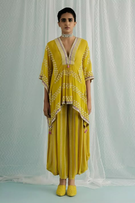 Buy Surbhi Gupta Yellow Kurta Emi Polka Dot Print Kaftan Tunic And Dhoti Pant Set Online | Aza Fashions Kaftan Sleeves, V Neck Kaftan, Kaftan Set, Shades Of Lilac, Yellow Kurta, Kaftan Tunic, Trendy Outfits Indian, Kaftan Designs, Short Kaftan