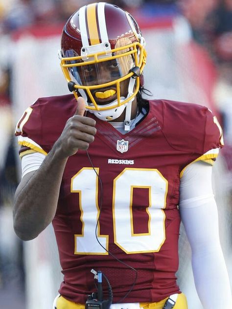 RG3 Robert Griffin Iii, The Right Move, Sports Pics, Nfl Photos, Nfc East, Washington Commanders, Sports Figures, Name Change, Sports Pictures