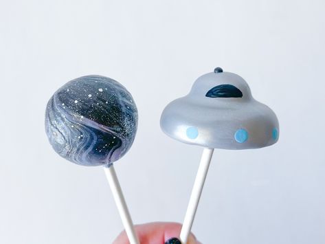 Space theme Cake Pops! 🚀 #spacethemedparty #spacecakepops #space #cakepops #treatmaker #outerspace #rocketcakepop #astronautcakepop #galaxycakepop Space Themed Cake, Space Theme Cake, Themed Cake Pops, Theme Cake, Space Theme, Cakepops, Themed Cakes, Outer Space, Cake Pops