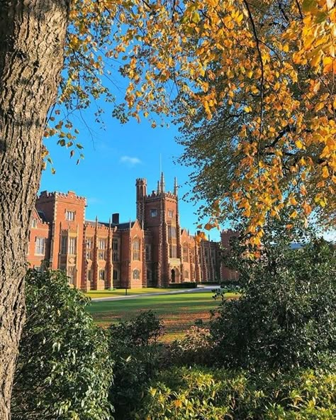 Queens University Belfast Aesthetic, Belfast University, Queens Belfast, Queens University Belfast, University Goals, Queens University, Bristol University, Queen's University, Belfast City