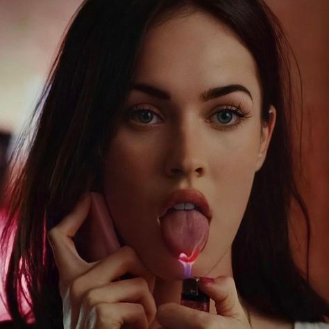 Filme Garota Infernal Jennifer Body, I Am A God, Jennifer Check, Body Appreciation, Descendants Dr, Hemlock Grove, Kira Kosarin, Jennifer's Body, Digital Art Beginner