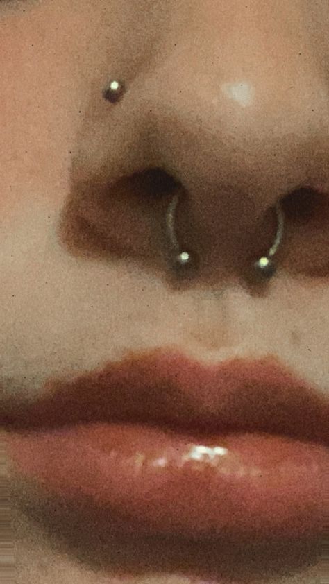 Septum
Piercing Nose Piercing Septum Aesthetic, Septum Piercing And Nose Stud, Septum Piercing Ideas, Aesthetic Nose Piercing Stud, Nose Piercings Aesthetic, Nose Percinings Aesthetic, Percinings Ideas, Triple Nose Piercing, Septum Piercing Aesthetic