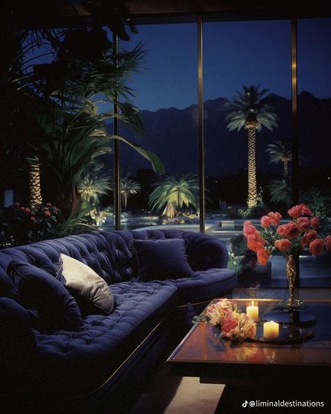 French Quarter Decor Interior Design, 70s Glam Interior, Disco House Aesthetic, Apartment Background, 90s Decor Interior Design, 80s Penthouse, 80s Luxury Interior, 80s House Decor, 80s Apartment