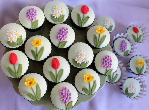 Easy Cupcake Flowers, Cupcakes Design, Spring Cupcakes, Food Decorating, Spring Cake, Floral Cupcakes, Creative Cupcakes, Beautiful Cupcakes, Cupcake Designs