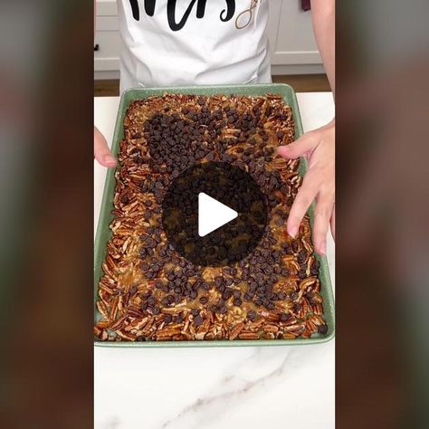 Justines Kitchen, Pecan Toffee, Toffee Recipe, 2024 Recipes, Candy Recipes Homemade, Fall Treats, Recipes Homemade, Sweet Stuff, Candy Recipes