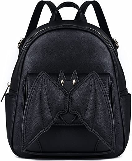 Made of textured artificial leather material, lining is high-quality polyester material, with high-quality hardware metal. Size: 22 x 11 x 26cm (8.66 x 4.33 x 10.23inch). The small backpack has adjustable shoulder straps, and main pocket with a metal zipper opening and a zipper pocket in the main pocket; a front pocket with a magnetic flap design; a back pocket and two side pockets for easy storage of items. Bat Purse, Bat Backpack, Goth Backpack, Gothic Backpacks, Small Backpack Purse, Mini Leather Backpack, Gothic Bag, Bat Design, Mini Mochila