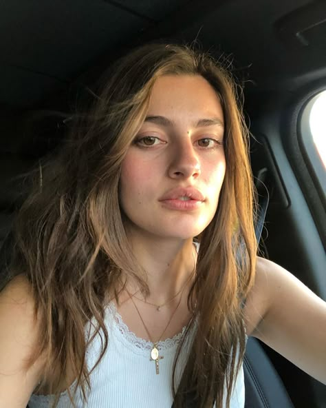 Diana Silvers Hair, Diana Silvers Book Smart, Diana Silvers Aesthetic, Diana Silvers Icons, Diana Silvers, Glove Compartment, Good Hair Day, Pretty Photos, Instagrammer