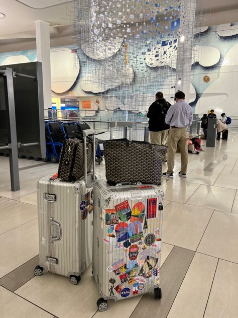 Rimowa goyard Rimowa And Goyard, Goyard Travel Bag, Goyard Luggage, Aluminum Luggage, Rimowa Luggage, Laguardia Airport, Travel Aesthetics, Goyard Bag, Business Lifestyle