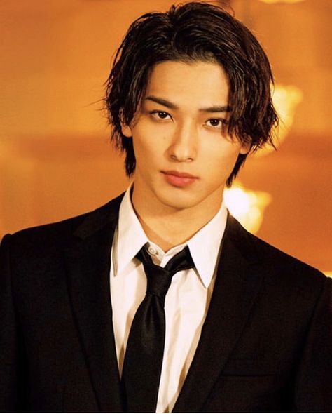 Face Claims Male Latino, Japanese Kpop Idols Male, Japanese Male Haircut, Long Hair Japanese, Boys Long Hair, Cute Japanese Guys, Japanese Guy, Yokohama Ryusei