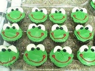 Frog Cupcakes, Frog Birthday Party, Leap Year Birthday, Candy Toppers, 11 Birthday, Frog Birthday, Frog Theme, Pretty Cupcakes, Leap Year