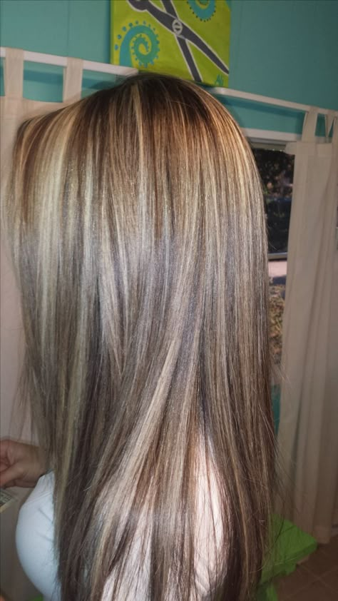 Hair Color Blonde Highlights, Hair Highlights And Lowlights, Brown Ombre Hair, Brown Hair Inspo, Brunette Hair With Highlights, Hair Streaks, Brown Hair With Blonde Highlights, Highlights And Lowlights, Hair Color Highlights