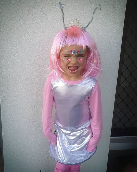 Pink Alien Costume, Alien Costume Kids, Pink Alien, Alien Costume, Family Kids, Pretty Pink, Kids Costumes, Costume Ideas, Aliens