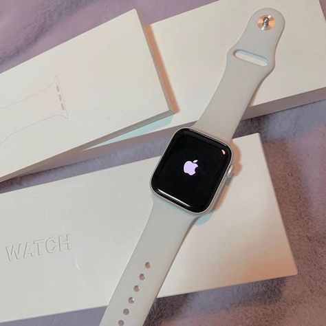 Προϊόντα Apple, Apple Watch White, Apple Watch Fashion, Airpods Apple, Produk Apple, Seni Dan Kraf, Accessoires Iphone, Gold Apple Watch, Iphone Obsession