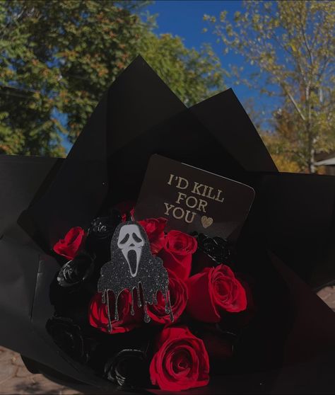 Saileen Saucedo - So ready for spooky bouquets🫶 here some... Hello Kitty Spooky Bouquet, Spooky Season Bouquet, Scream Halloween Flower Bouquet, Horror Flower Bouquet, Spooky Eternal Rose Bouquet, Ribbon Rose Bouquets, Roses Bouquet Gift, Valentine Bouquet, Money Flowers