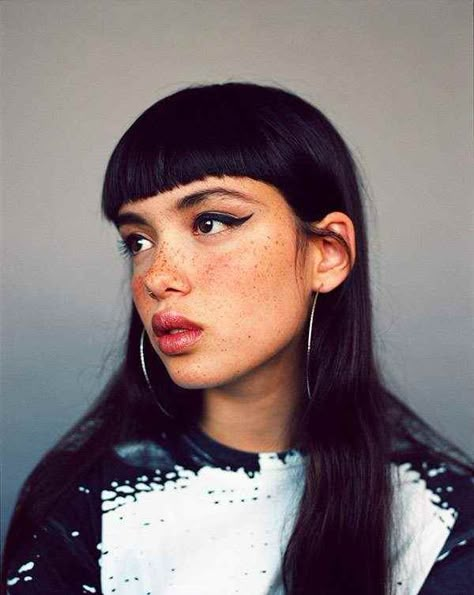 Bold Bangs, Grunge Hair, Beauty Inspiration, Kendall Jenner, Pretty Face, Makeup Inspiration, Cat Eye, Pretty People, Hair Inspiration