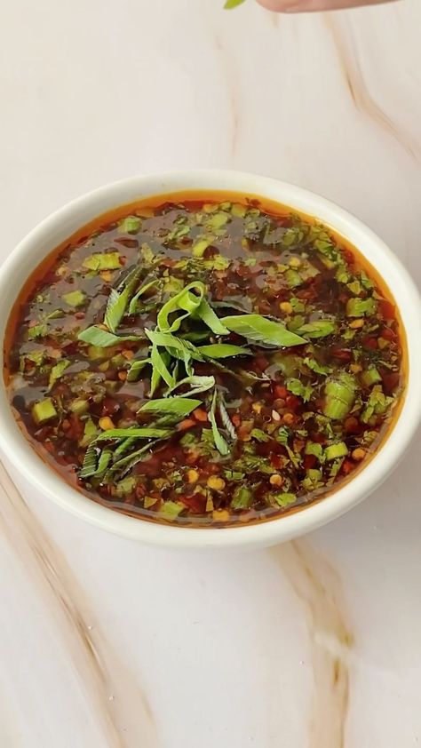 Simran Tandon | Food Blogger’s Instagram video: “Soy Chilli Dipping Sauce 🌶 Quick & Easy dipping sauce that’s perfect for dipping 🥟 momos, dumplings, spring rolls, wontons or Yaki onigiri…” Yaki Onigiri, Dumpling Dipping Sauce, Easy Dipping Sauce, Chinese Menu, Wontons, Spring Rolls, Dipping Sauce, Dumplings, Instagram Video