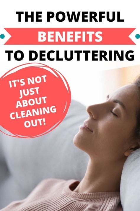 Looking for all the benefits that come with decluttering? It's not just clearing out your home. It's so much more. Check it out! Decision Fatigue, Organized Lifestyle, Creative Organization, Declutter Your Life, Organize Declutter, Clever Hacks, Declutter Your Home, Organize Your Life, Working Moms