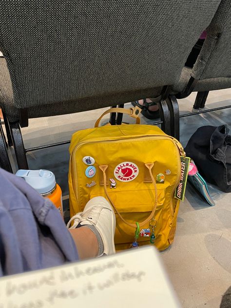 Yellow Kanken Backpack, Fjallraven Kanken Yellow, Yellow Kanken Aesthetic, Kanken Mini Aesthetic, Kanken Bag Aesthetic, Kanken Backpack Aesthetic, Kanken Style, Kanken Aesthetic, Yellow Kanken