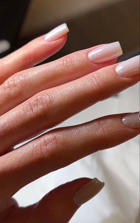 Nailart Aesthetic, Kylie Nails, Euphoria Nails, Nail 2023, Kylie Jenner Nails, 2023 Nails, Lilac Nails, Subtle Nails, Glitter Gel Nails