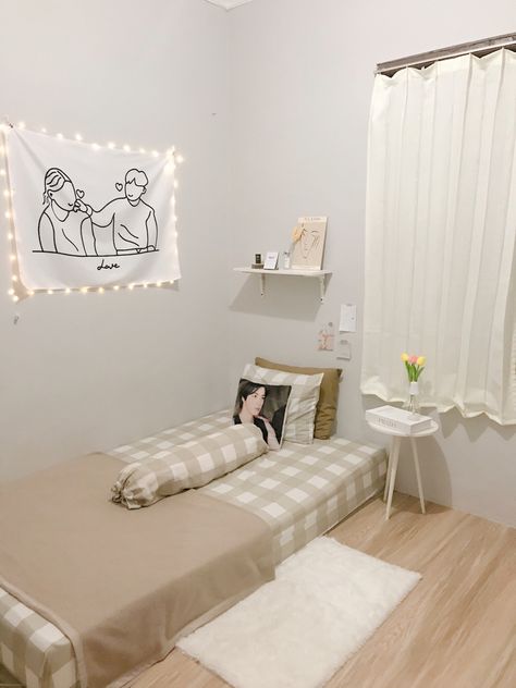 #roomdecor #aesthetic Single Aesthetic, Korean Bedroom Ideas, Small Room Makeover, Small Bedroom Inspiration, Bedroom Ideas For Small Rooms Diy, Small Room Design Bedroom, Dorm Room Inspiration, Pinterest Room Decor, Study Room Decor