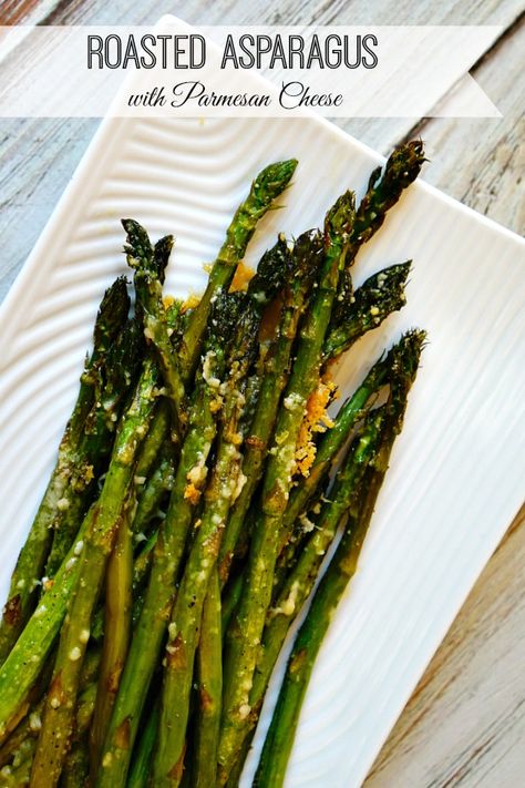 Roasted Asparagus with Parmesan Recipe Roasted Asparagus Parmesan, Risotto Recipes Cheese, Broiled Asparagus, Asparagus Recipes Baked, Parmesan Asparagus, Parmesan Recipe, Asparagus Recipes, Parmesan Recipes, Fall Dinner Recipes