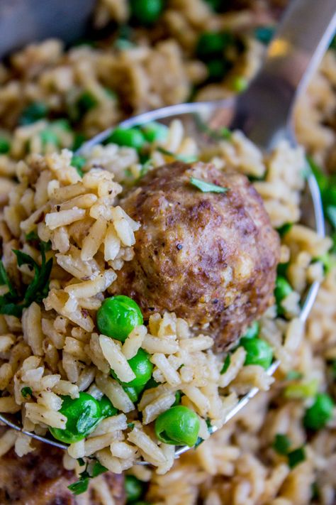 Meatball Rice Casserole, Easy Meatball And Rice Recipes, Meatball And Rice Dinner Ideas, Meals Using Meatballs, What To Do With Italian Meatballs, Italian Meatballs And Rice, Frozen Meatballs And Rice, Costco Meatballs Recipes, Meatball Meal Ideas