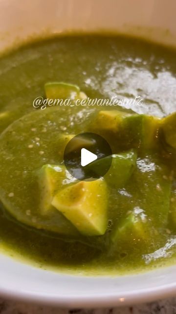 Gema Cervantes on Instagram: "Salsa verde para tacos de lengua 😋 #salsaverde #tacos #fyp #recetasfaciles #GemaCervantes" January 11, Salsa Verde, Tacos, On Instagram, Instagram