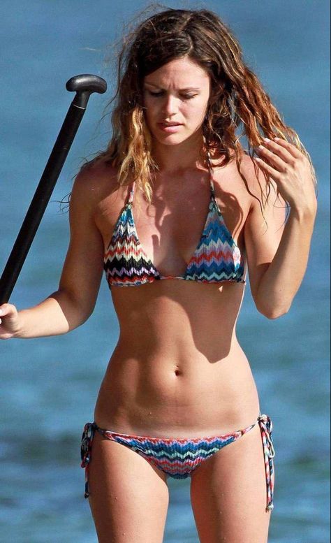 Rachel Bilson Style, Beach Tanks Tops, Celebrity Workout, Rachel Bilson, Rachel Mcadams, Swimsuits Hot, Body Inspiration, Celebrities Female, String Bikinis