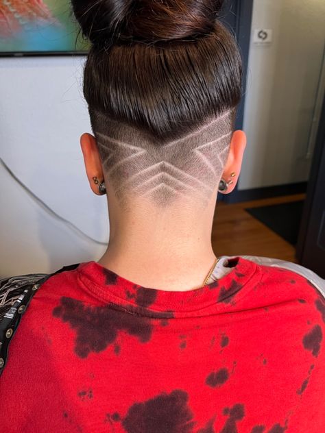 #undercut #womensundercut #undercutdesgin #hair #razordesign #aesthetic #fashion #hairstyles #shorthairstyles #masc #masclesbian #nonbinary #tiktok #bun #gauges Lesbian Bun Hairstyles, Nonbinary Tiktok, Undercut Design, Undercut Nape, Short Hairstyles Women, Masc Lesbian, Under Cut, Undercut Long Hair, Undercut Designs