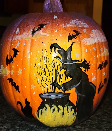 Intricate Pumpkin Painting, Fancy Painted Pumpkins, Haunted Mansion Pumpkin Painting, Grandmas Pumpkins, Cool Painted Pumpkins, Dovleci Halloween, Pumpkin Paints, Halloween Painted Pumpkins, Cool Pumpkin Painting Ideas