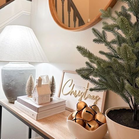 Modern Christmas Console Table Decor, Christmas Decor Entryway Table, Modern Christmas Entryway Table Decor, Christmas Decor Ideas Console Table, Entryway Christmas Decor Entry Tables, Christmas Decor Console Table, Side Table Christmas Decor, Console Table Christmas Decor, Christmas Console Table Decor