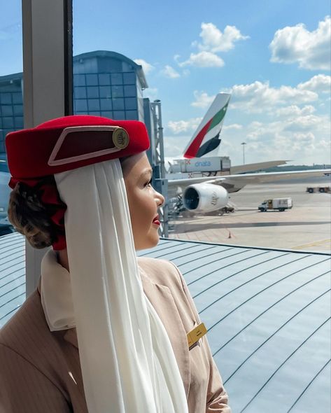 Emirates Cabin Crew Black Women, Emirates Aesthetic Cabin Crew, Fly Emirates Cabin Crew, Virgin Australia Cabin Crew, Amanda King, Emirates Cabin Crew, Dubai Lifestyle, Princess Quotes, Workout Beginner