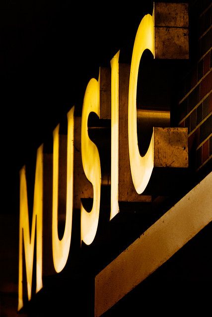 Arte Jazz, All About Music, Foto Art, Mellow Yellow, Kinds Of Music, Music Room, Sound Of Music, All Music, Music Love