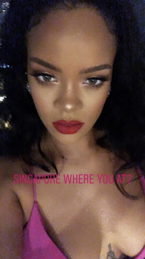 Rihanna Forehead, Rihanna Riri, Rihanna Style, Rihanna Fenty, Rihanna, Girly Things, Singapore, Dubai, Hip Hop