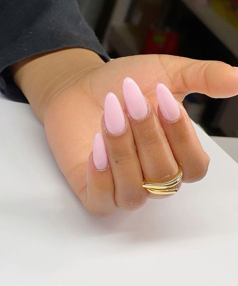 June Nail Designs, Basic Nails, Almond Acrylic Nails, Nail Sets, New Nails, Short Acrylic, Neutral Nails, Classy Nails, Fire Nails